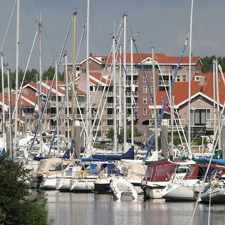 Hotel Restaurant Zeeland Толен Экстерьер фото